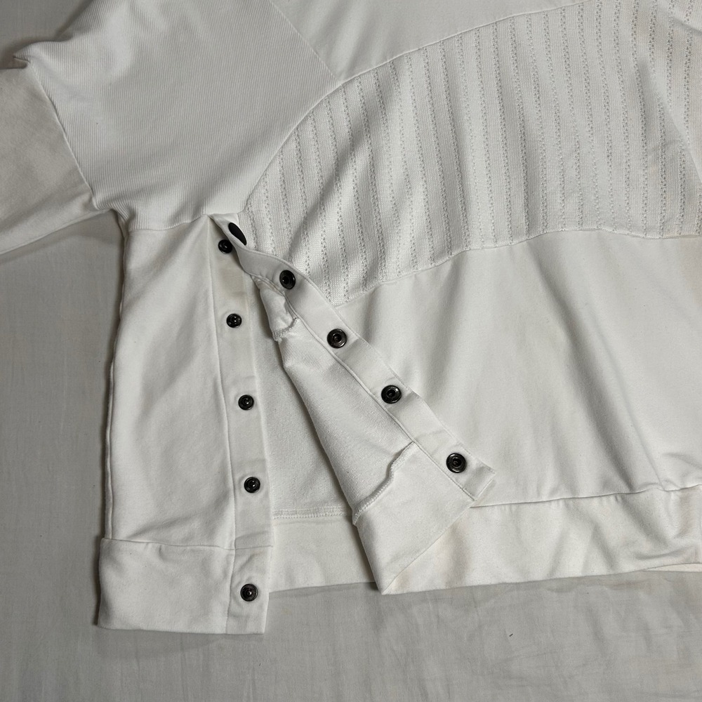 Cabi ATC Roadtrip Hoodie Womens M White Asymmetrical Mixed Texture Button Detail - Picture 9 of 10